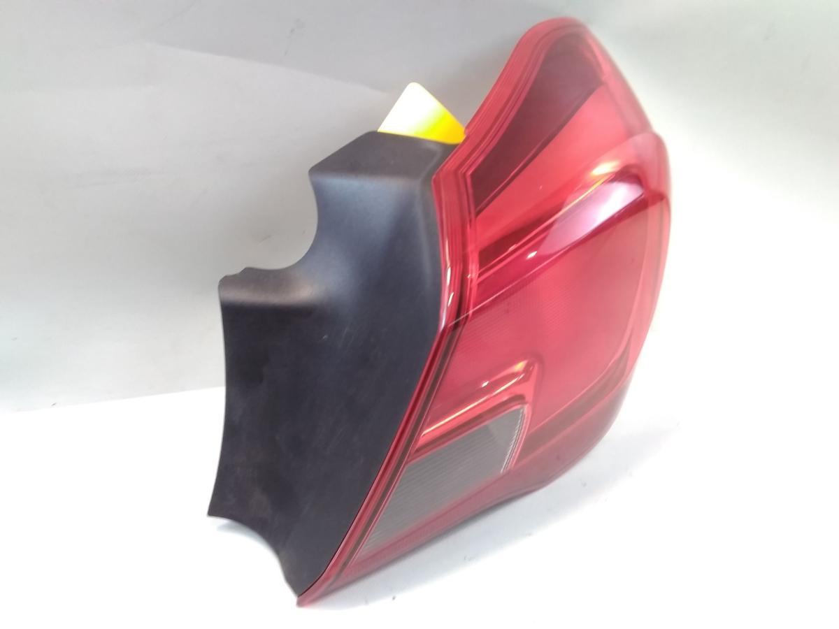 Opel Corsa E original R&uuml;ckleuchte Heckleuchte rechts 3-T&uuml;rer Bj.2016