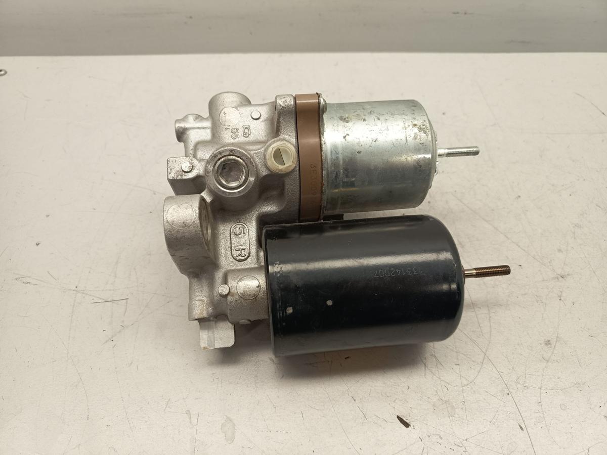 Toyota Auris E18 original Bremskraftverst&auml;rker ABS 4707012010 Hydraulik Bj 2013