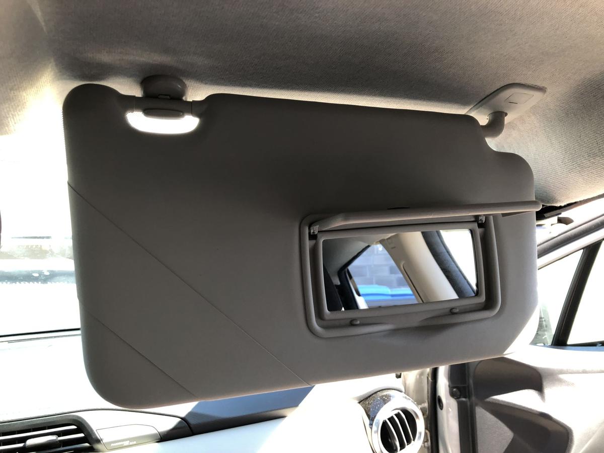 Nissan Micra K14 Sonnenblende vorn rechts Beifahrerseite mit Spiegel