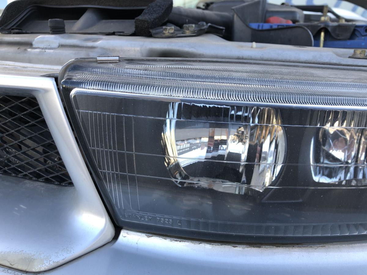 Mitsubishi Galant EA0 Avance Scheinwerfer links Hauptscheinwerfer Halogen OEM