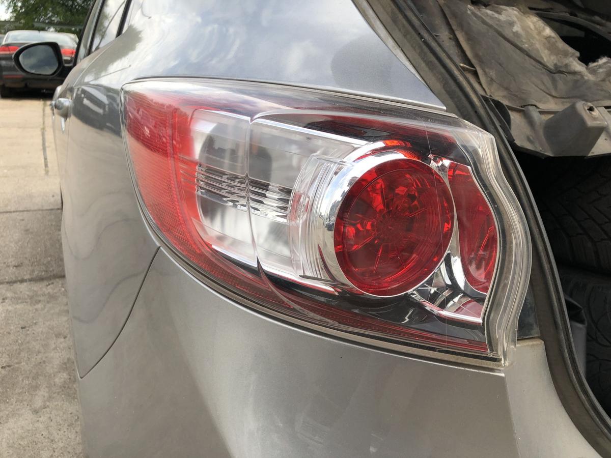 Mazda 3 Typ BL Rückleuchte außen links Rücklicht Heckleuchte nicht LED OEM