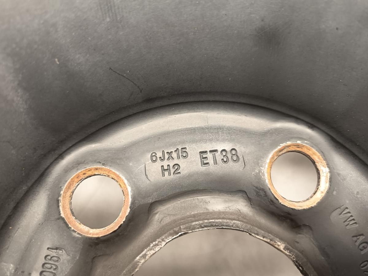 Skoda Fabia III NJ5 original Stahlfelge 6x15 ET38 Baujahr 2015