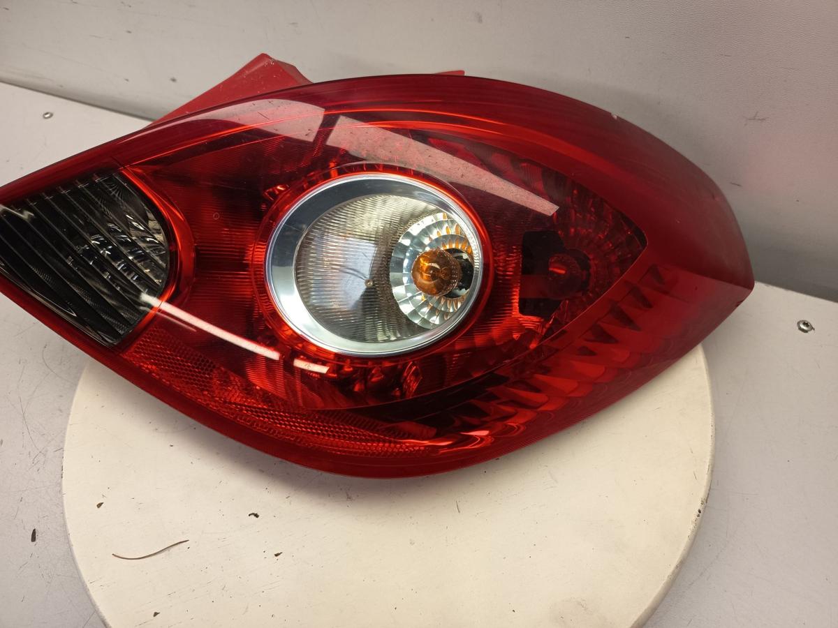 Opel Corsa D original R&uuml;ckleuchte rechts R&uuml;cklicht hinten Fond Bj 2011