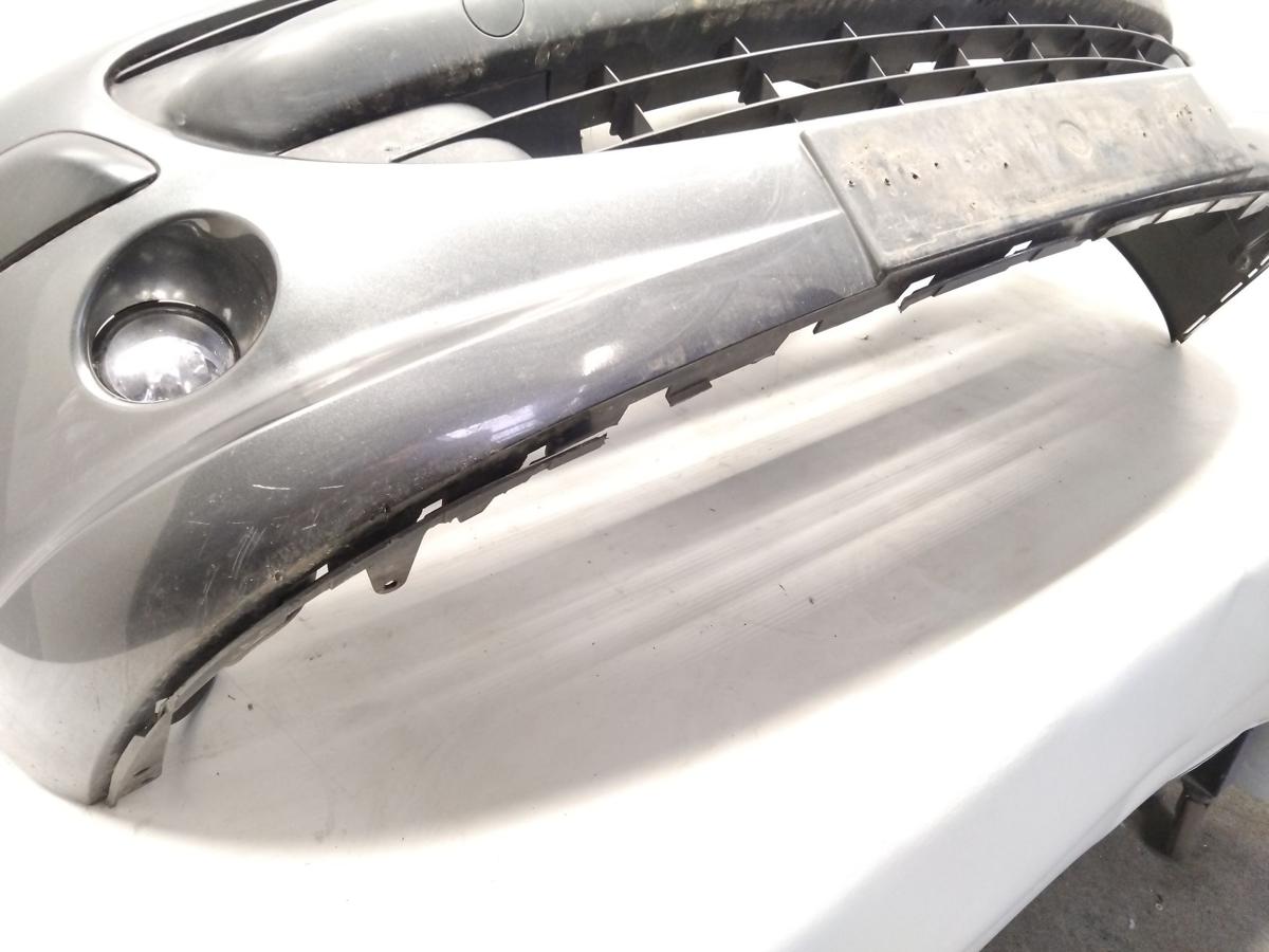 Peugeot 207 SW original Sto&szlig;f&auml;nger Sto&szlig;stange vorn mit M&auml;ngeln Bj.2009