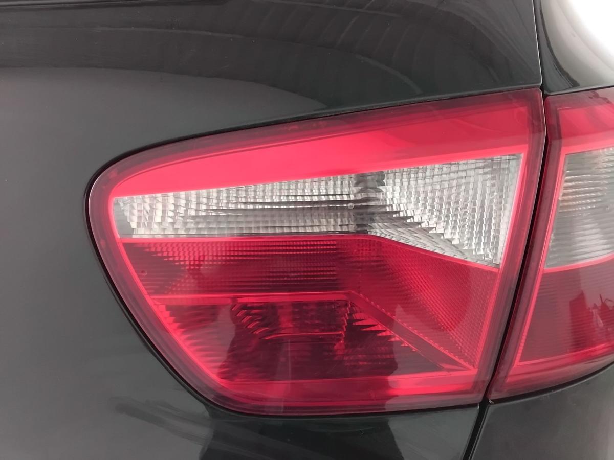 Seat Ibiza ST Kombi 6J original Rückleuchte Heckleuchte rechts innen BJ2010