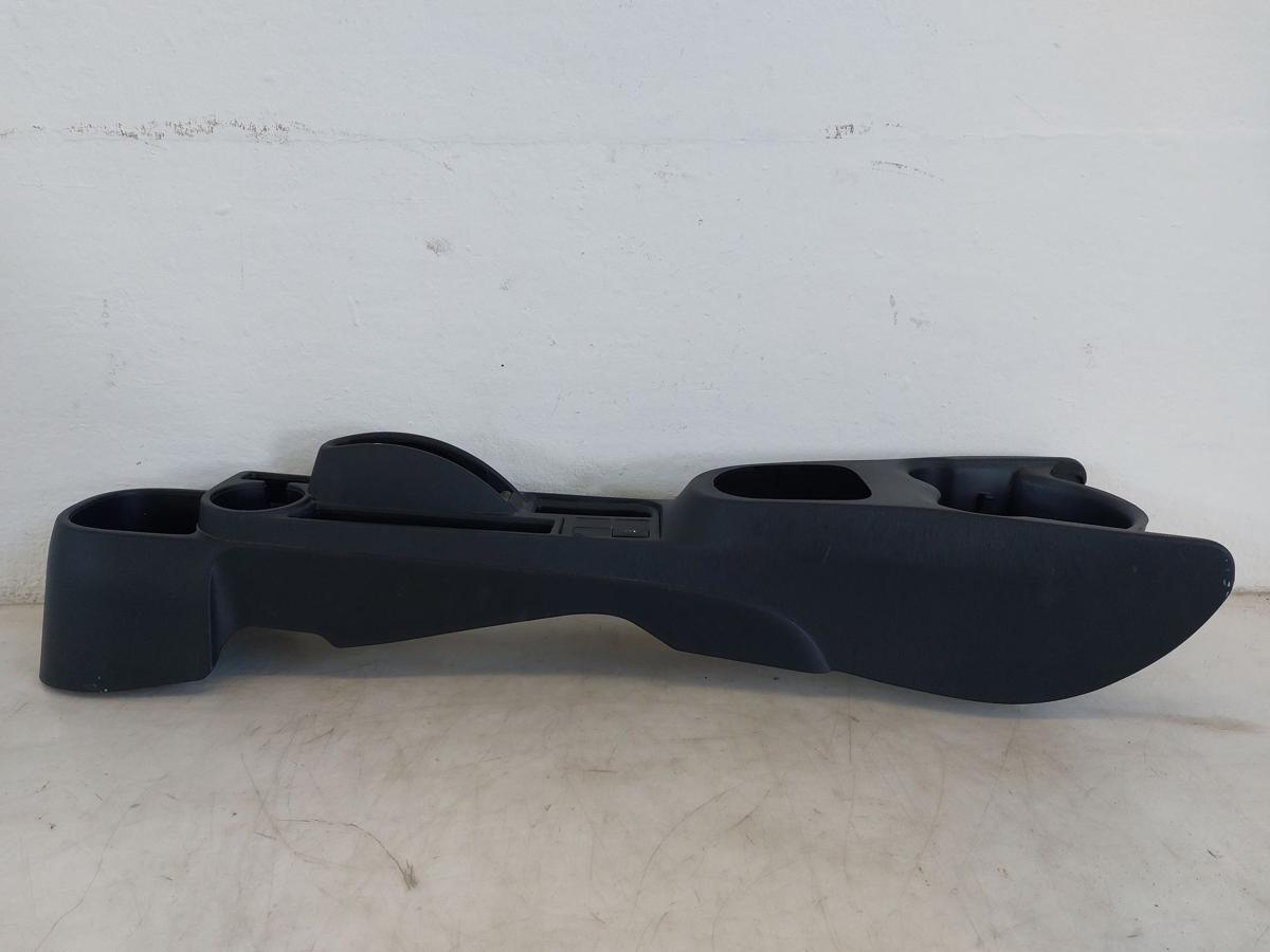 Toyota Yaris XP13 Tunnelverkleidung Mitteltunnelverkleidung Schaltkulisse