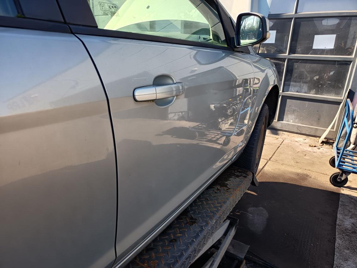 Ford Focus II original T&uuml;r vorn rechts Beifahrer Chill met Bj 2009