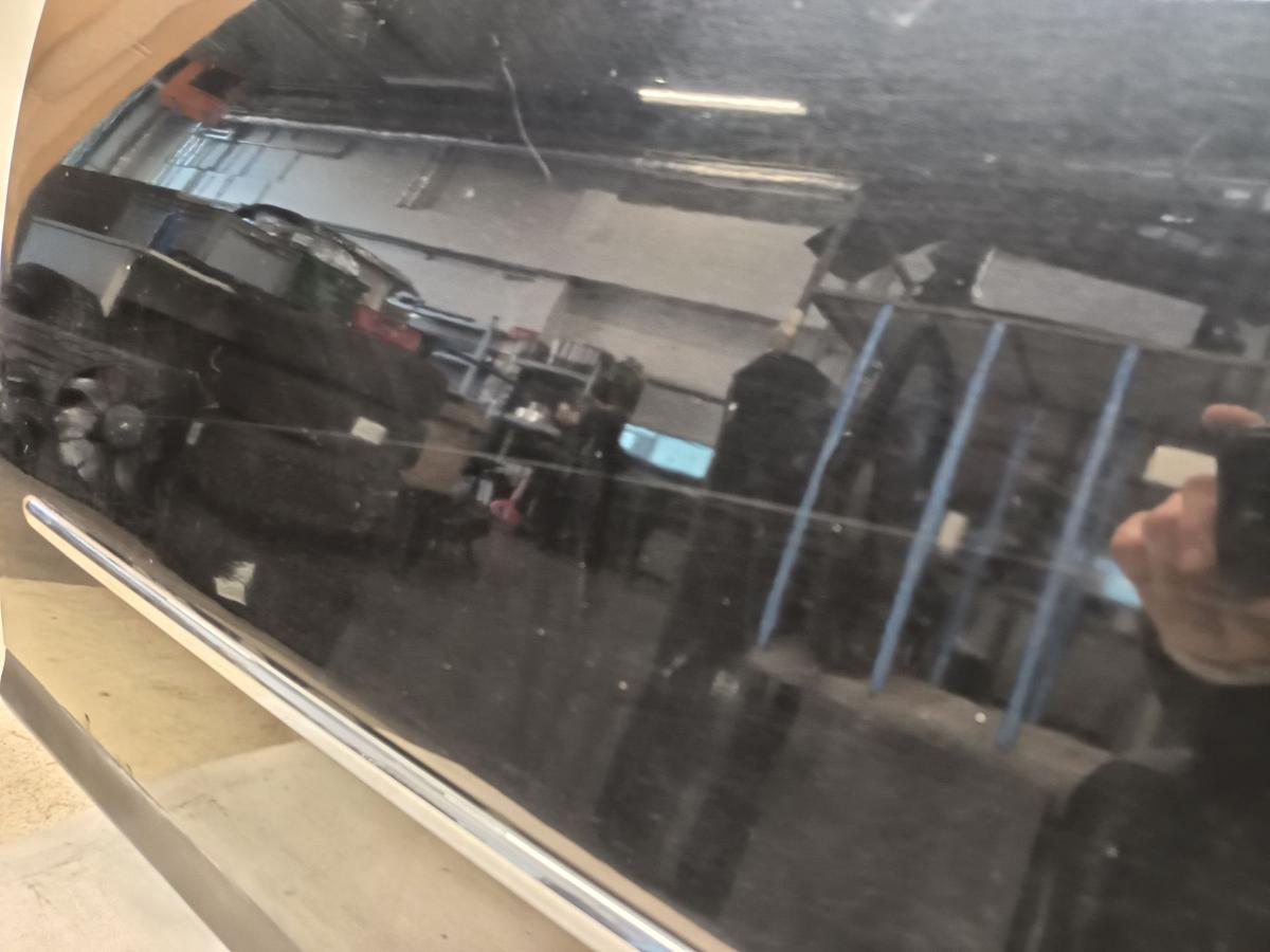 VW Passat 3C Variant Bj 2006 original Tür vorn links Fahrer LC9X Deep Black