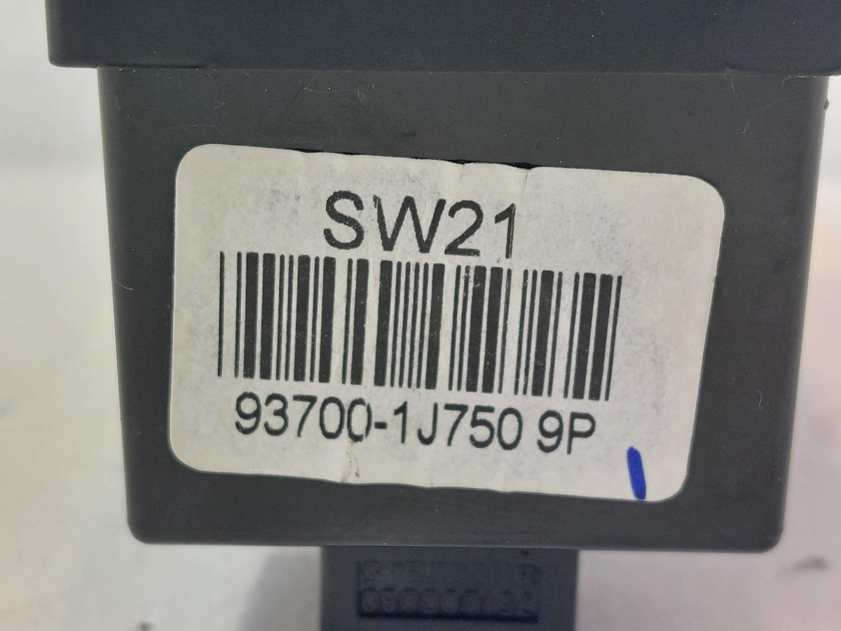 Hyundai i20 PB Schalterblock mit Regler LWR Dimmer und ESP OEM