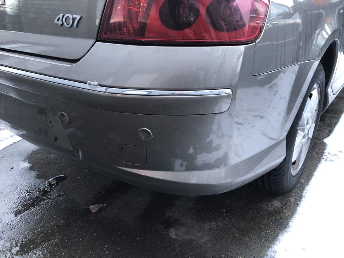 Peugeot 407 6D 6E Sto&szlig;f&auml;nger hinten PDC Limo Erlengrau Bumper Sto&szlig;stange