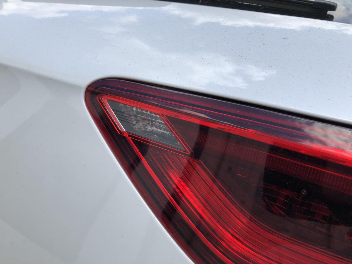 VW Golf 8 VIII CD Variant Rückleuchte innen rechts Rücklicht Heckleuchte LED