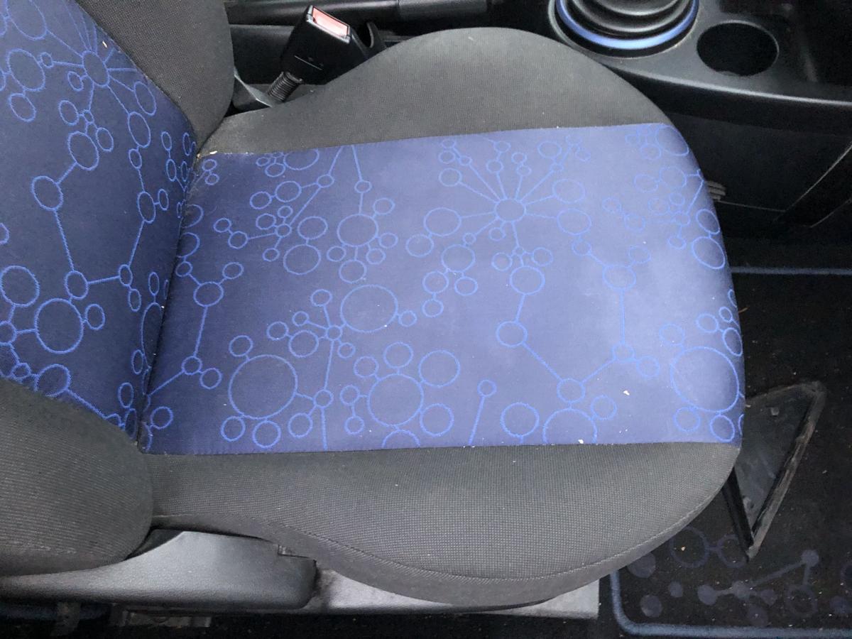 Ford Fiesta JD3 JH1 ab05 Sitz vorne rechts Beifahrersitz 5t&uuml;rer Stoffbezug