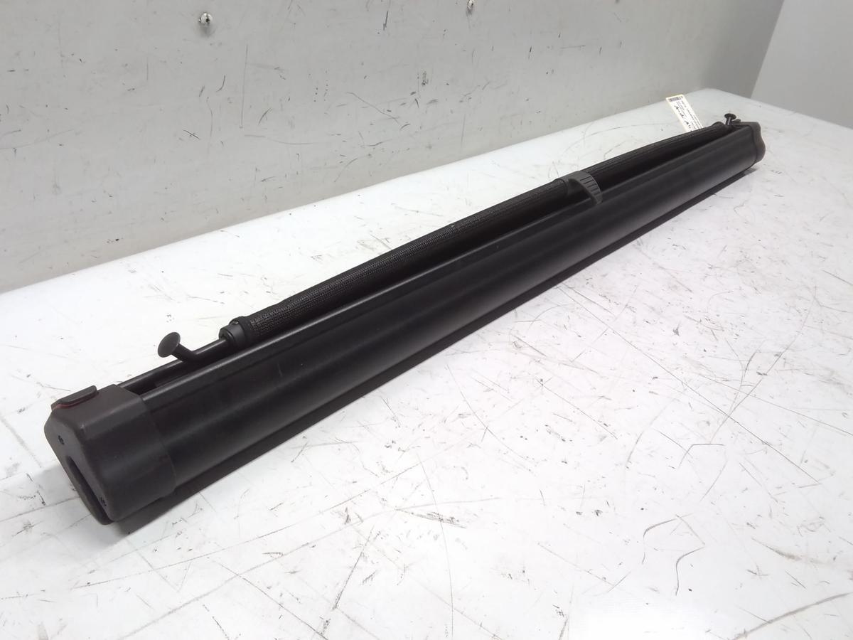 Audi A4 8K B8 Avant Kombioriginal Trennetzrollo schwarz soul Bj.2009