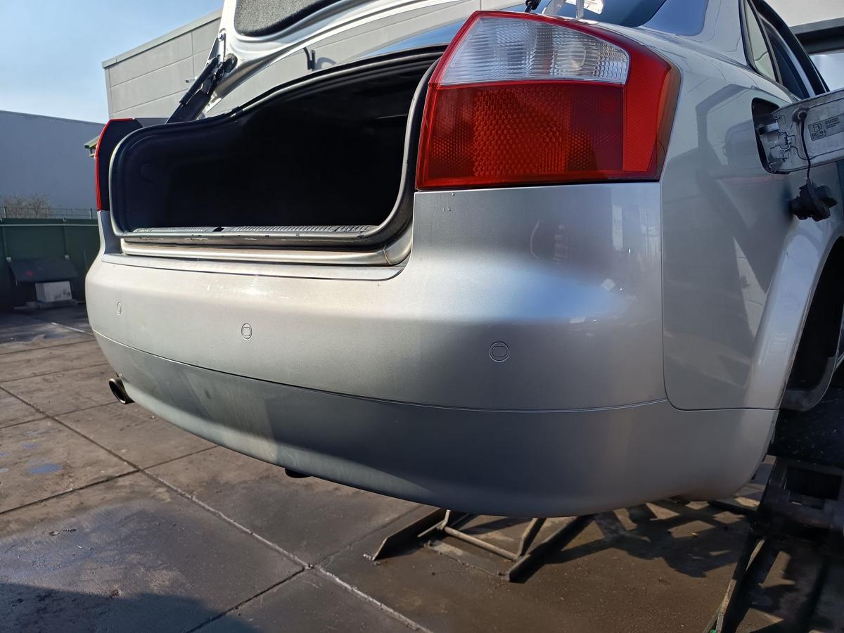 Audi A4 B6 Limo original Sto&szlig;stange F&auml;nger hinten Heck Fond Y7W Lichtsilber Bj03