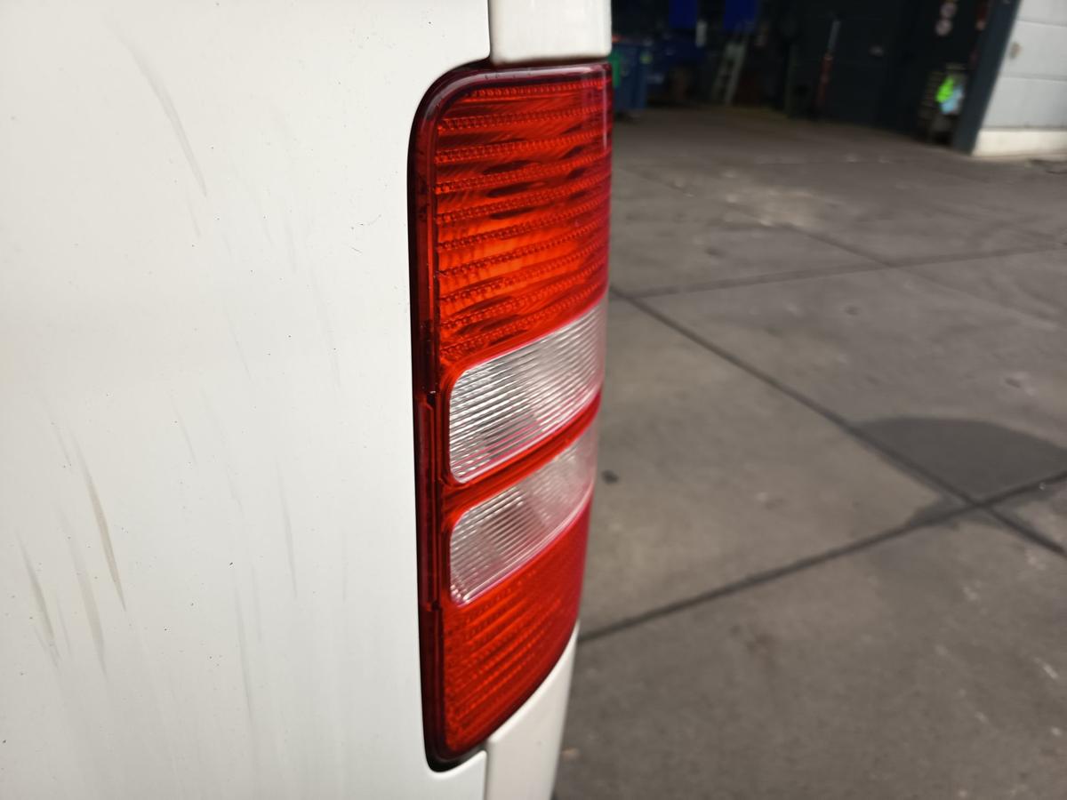 VW Caddy III original R&uuml;ckleuchte rechts Heckschlusslicht Bj 2012