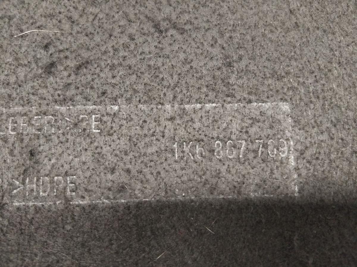 VW Golf 5 1K original Hutablage Kofferraumabdeckung Flie&szlig;heck BJ2006