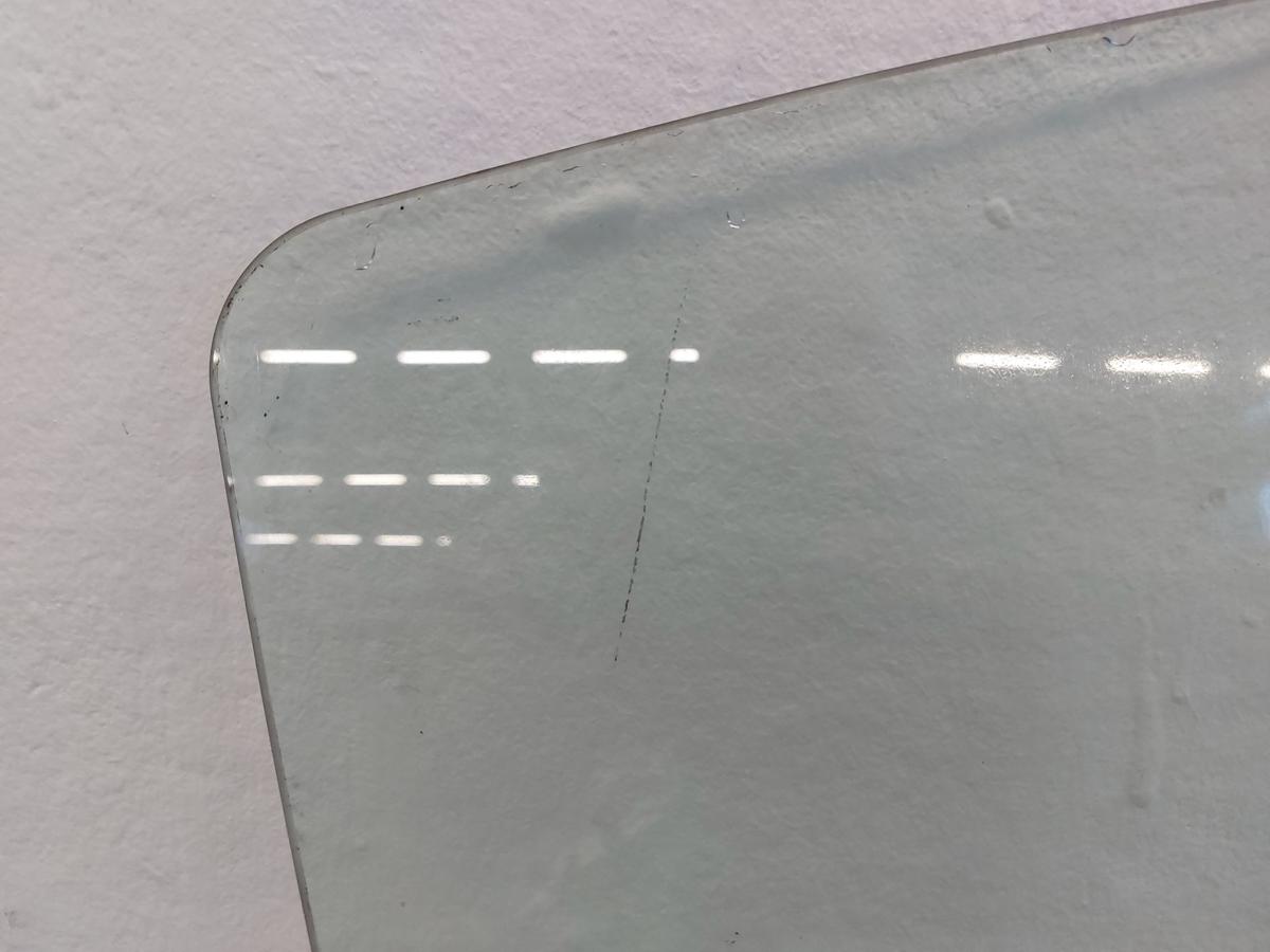 Toyota Yaris XP13 T&uuml;rscheibe hinten rechts Seitenscheibe Fenster Colorglas
