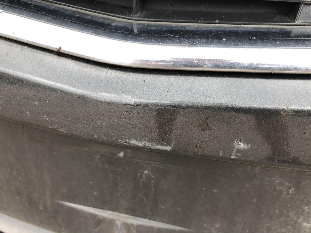 Opel Insignia A 0G-A Stoßfänger vorn Frontschürze Nebelscheinwerfer Z177 grau