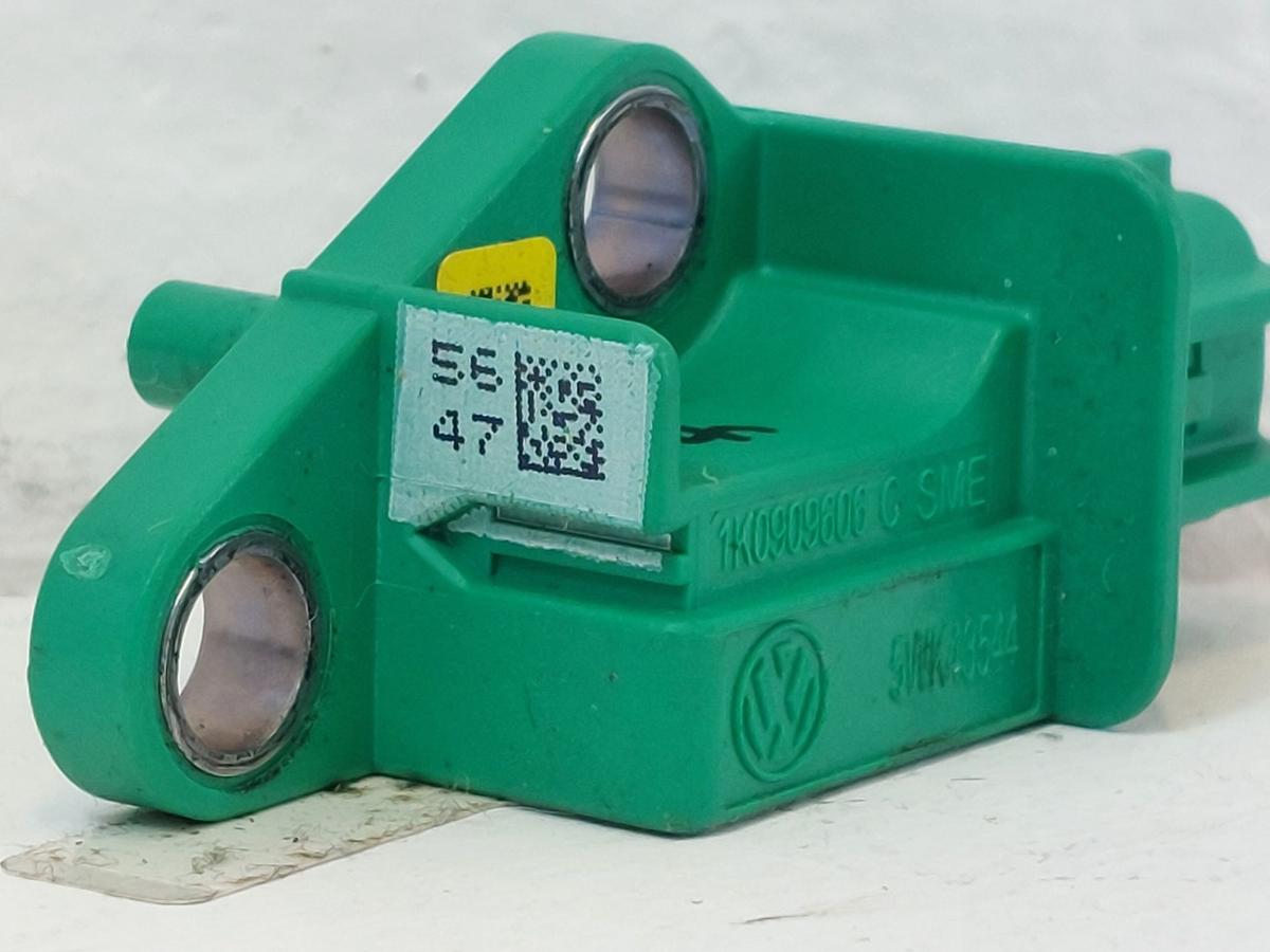 VW Audi Skoda Seat Airbagsensor Aufprallsensor Crashsensor Sensor OEM