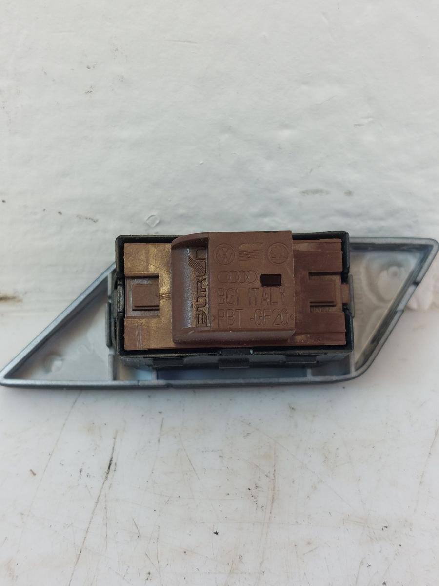 Audi Q2 Typ AG Taster Schalter Zentralverriegelung ZV OEM