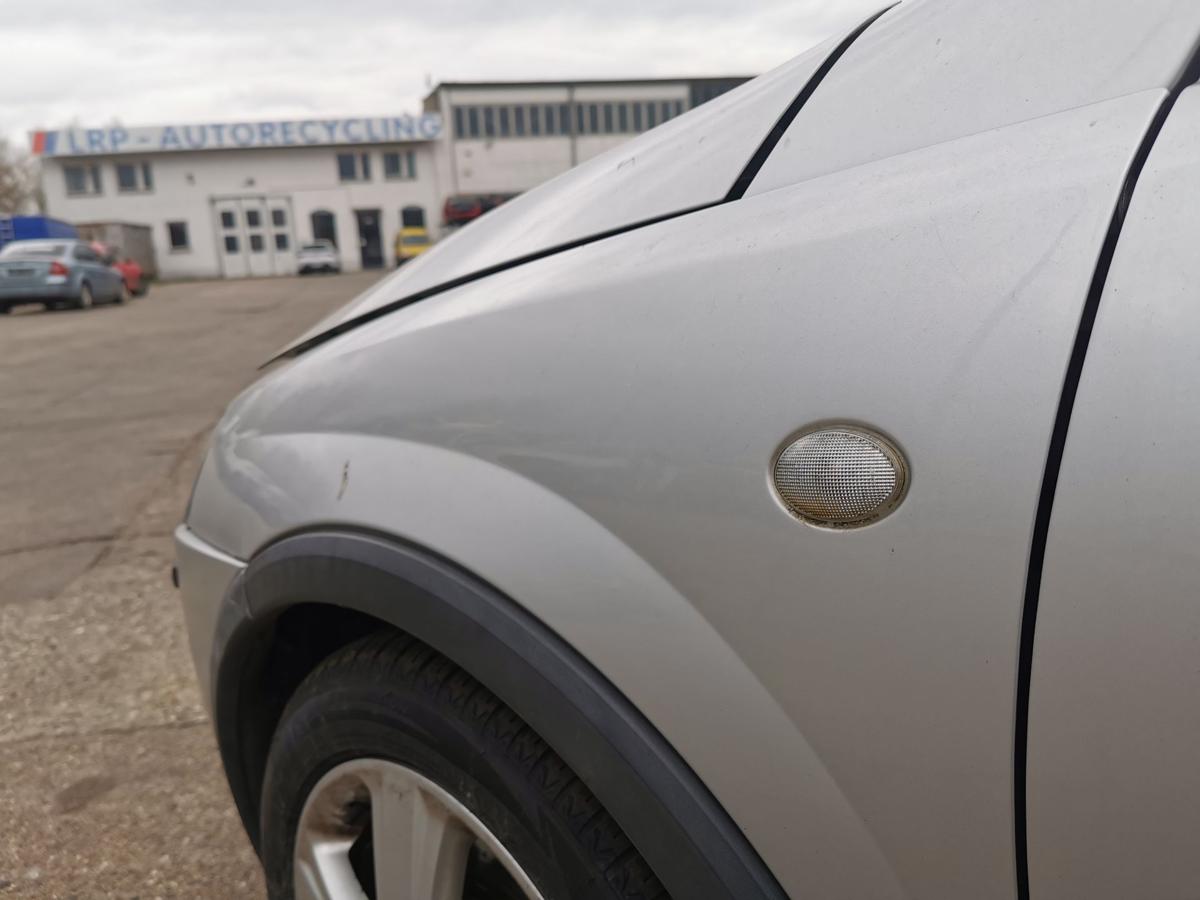 Opel Corsa C Kotfl&uuml;gel Fender Seitenwand vorn links Z157 Starsilber III Met