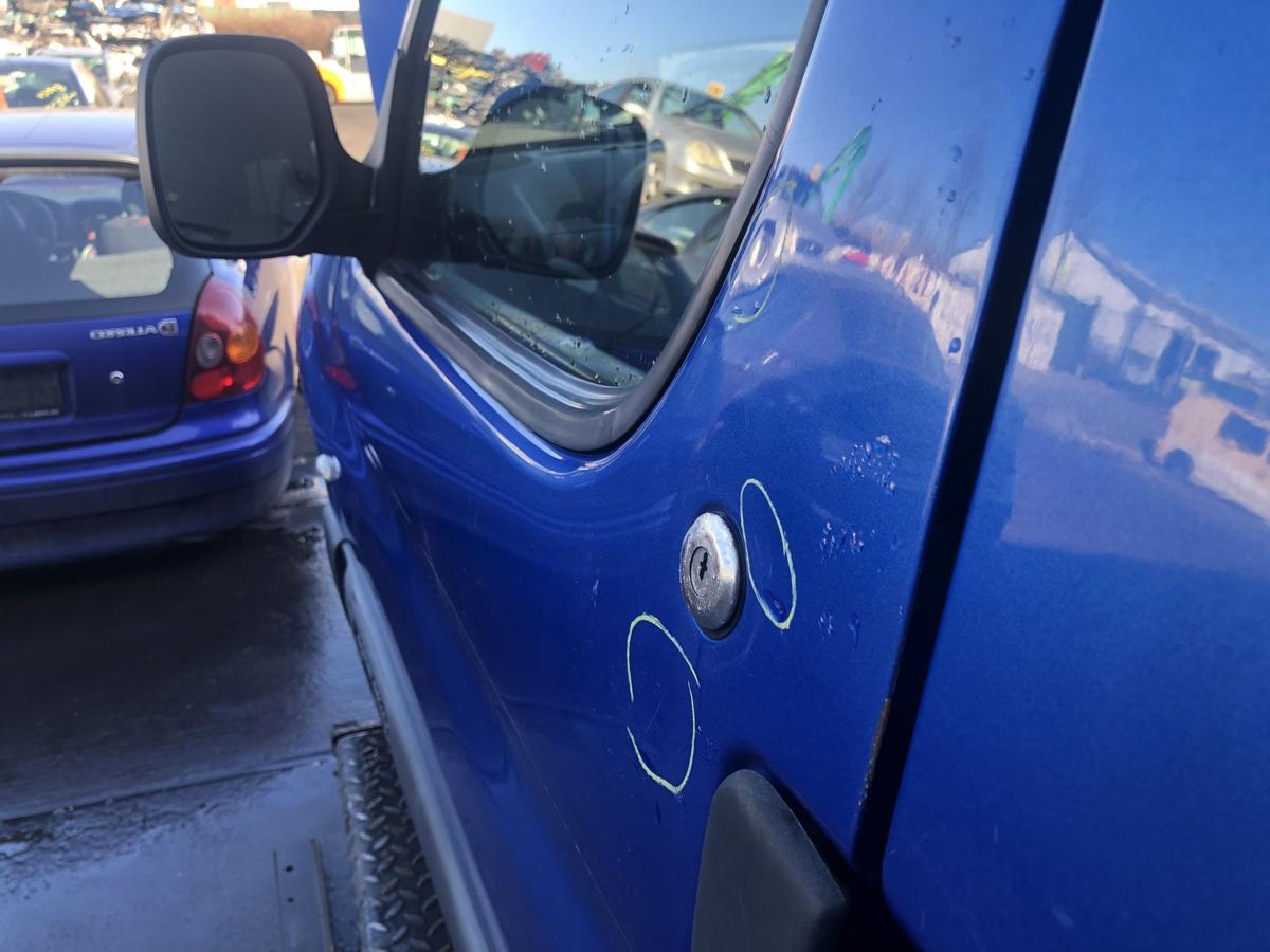 Citroen Berlingo I original Tür vorn links Fahrer KMH Königsblau Bj 2006