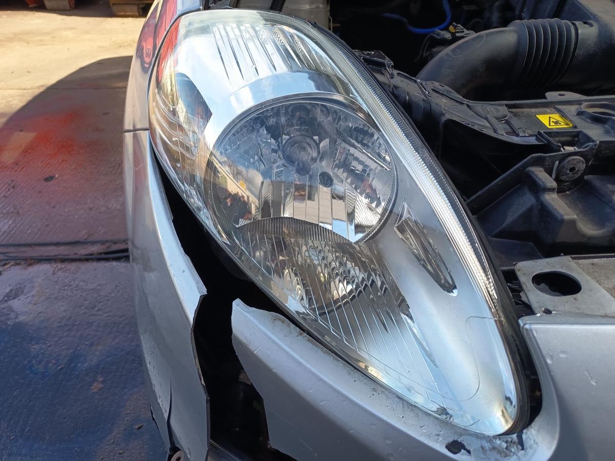 Fiat Grande Punto 199 original Scheinwerfer rechts Halogen Haupt Front Bj 2009