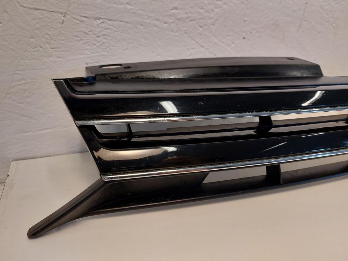 VW Golf VI 6 Kühlergrill Frontgrill Grill Frontgitter mit Logo