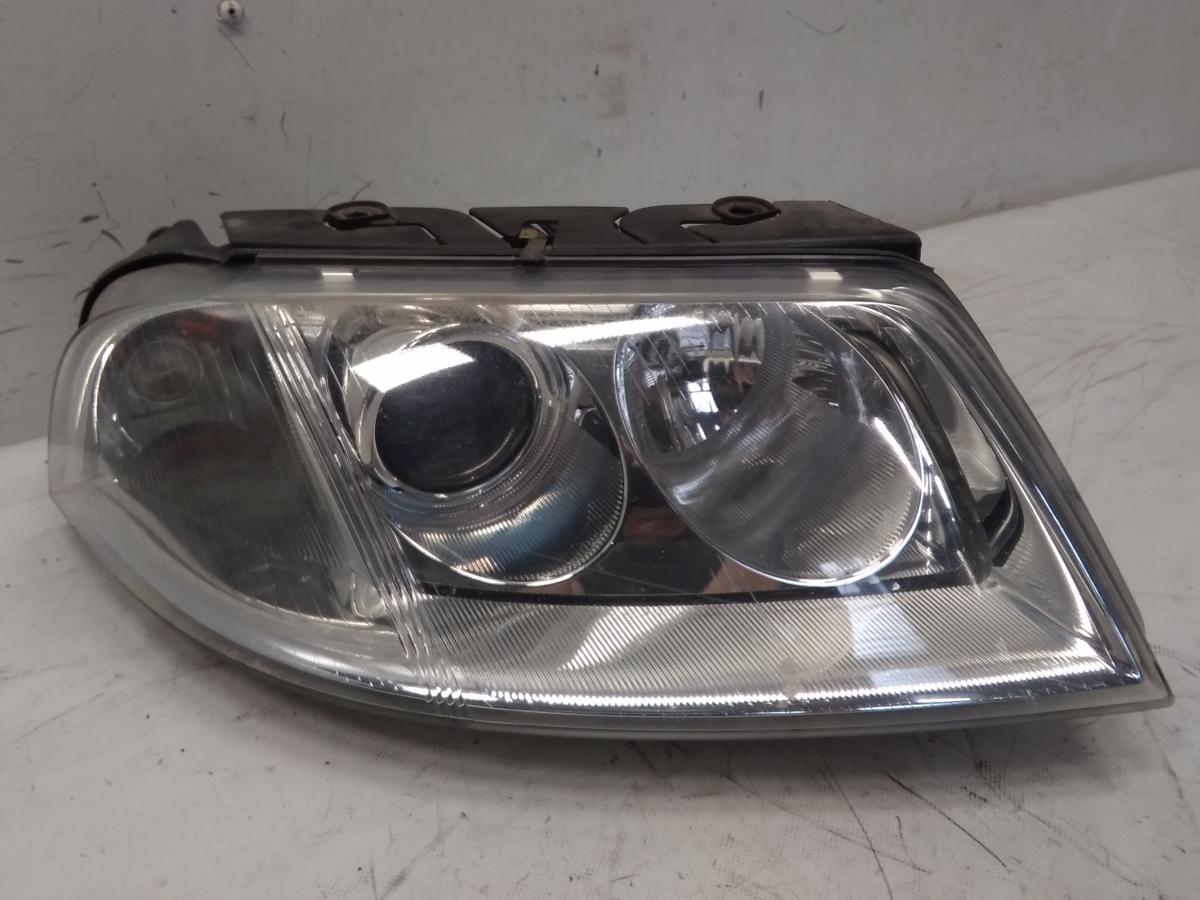 VW Passat 3BG original Scheinwerfer rechts Hella Halogen mit LWR BJ2004