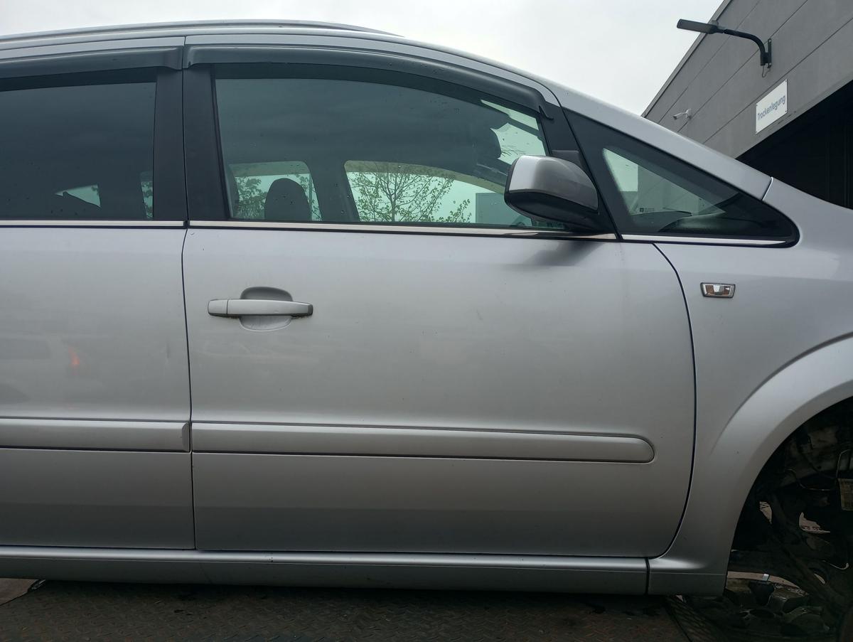 Opel Zafira B orig Tür vorn rechts Z157 Silber Beifahrertür Bj 2007