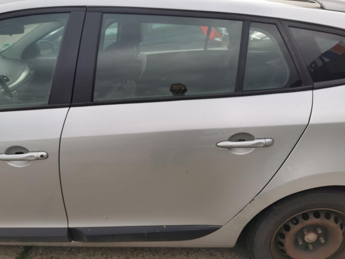 Renault Megane III Z Kombi Tür Autotür Fondtür Rohbautür hinten links TED69 GREY