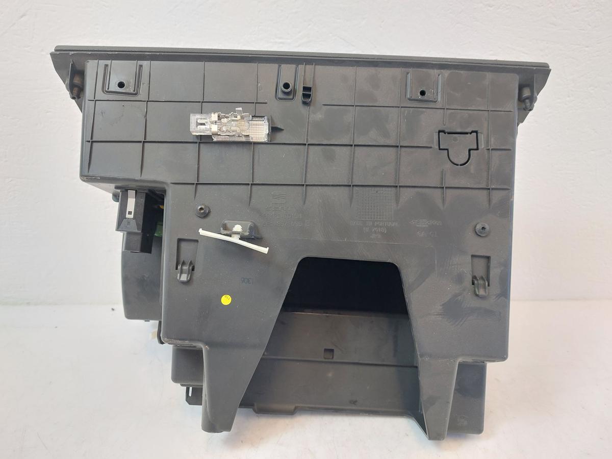 Seat Leon III 5F Handschuhfach Handschuhkasten Schalttafelkasten rechts