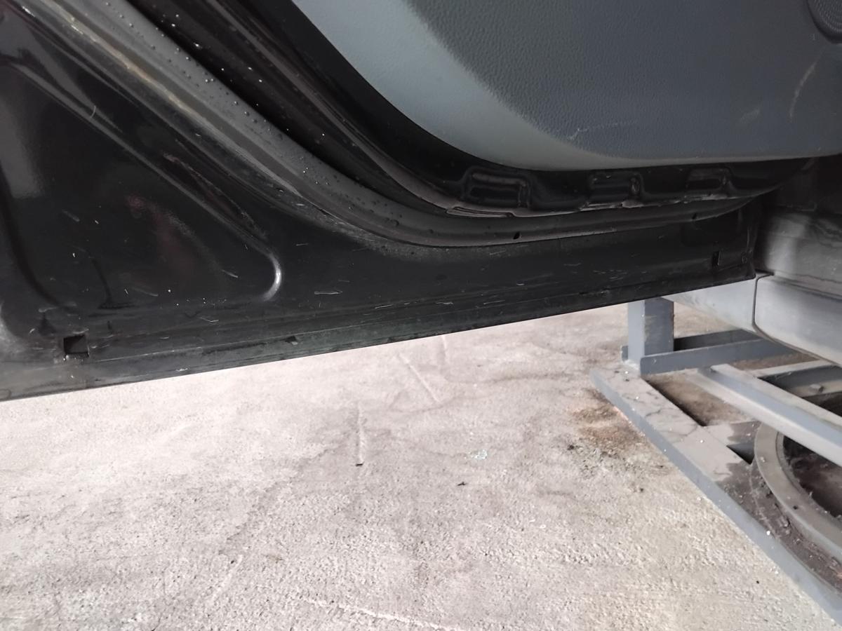 Ford C-Max 2 T&uuml;r hinten links Panther-Schwarz Metallic BJ2012