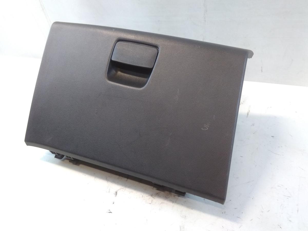 Hyundai i10 II Typ IA original Handschuhfach Handschuhkasten schwarz Bj.2016