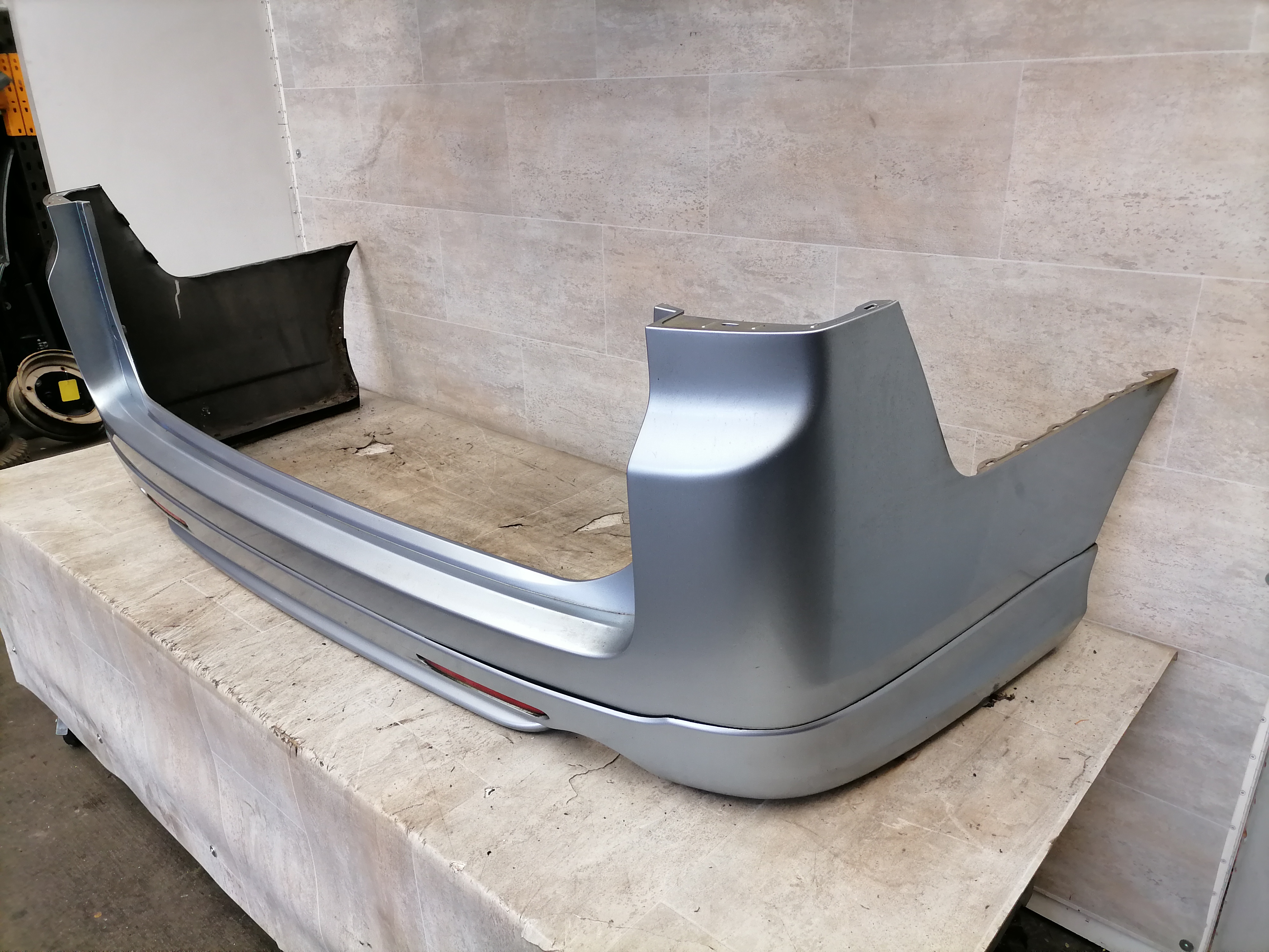 Honda Accord CN2 original Stoßstange Stossfänger hinten Graumetallic Kombi Bj.2005