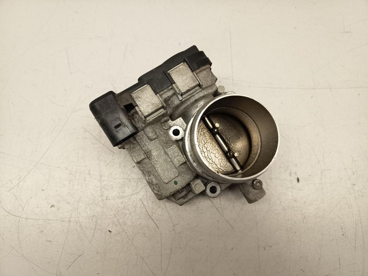 VW Touran 1T original Drosselklappe 03C133062D Baujahr 2006