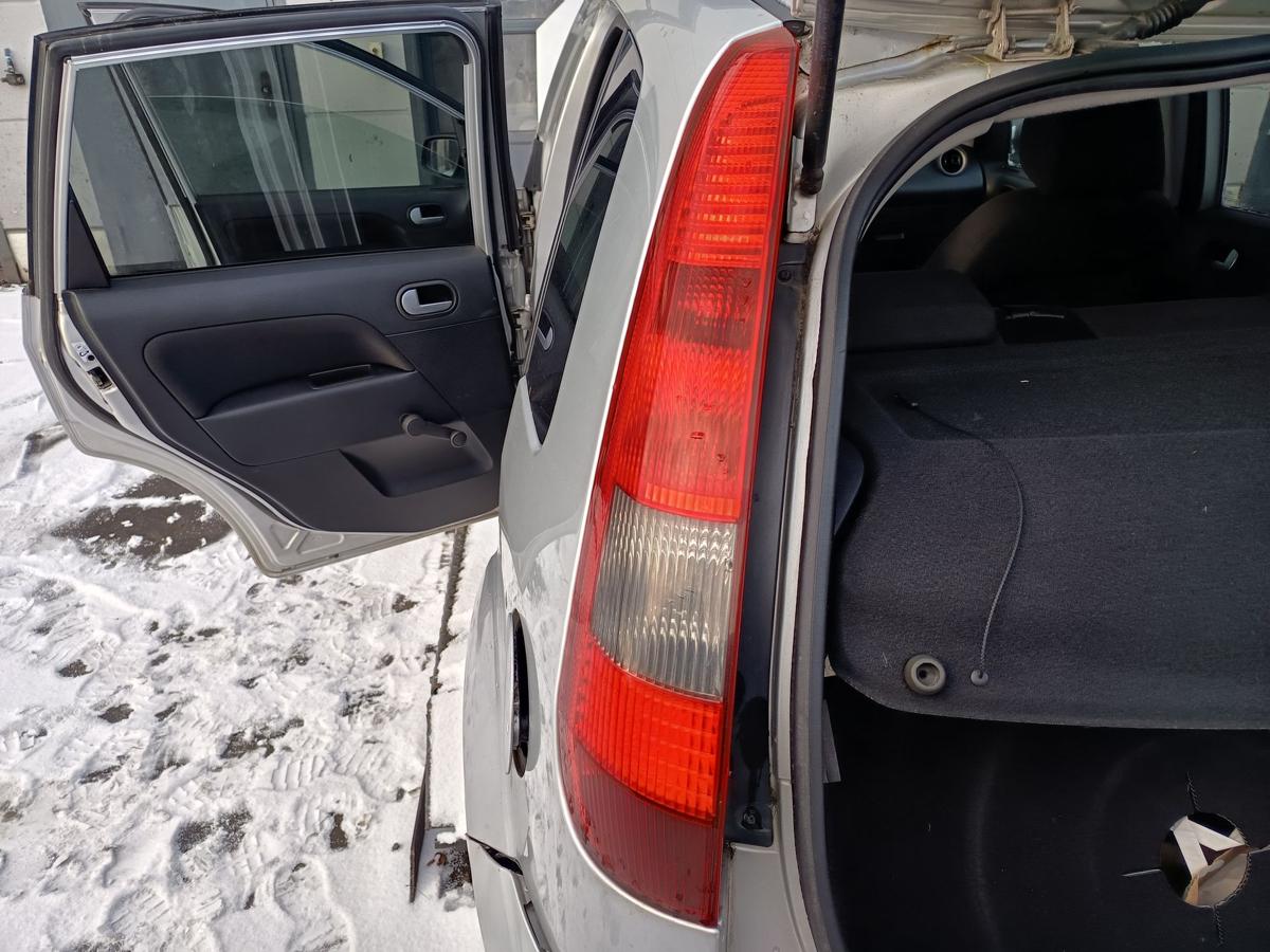 Ford Fiesta VI 5t&uuml;rer original R&uuml;ckleuchte links Heck/Schluss/Licht Bj 2005