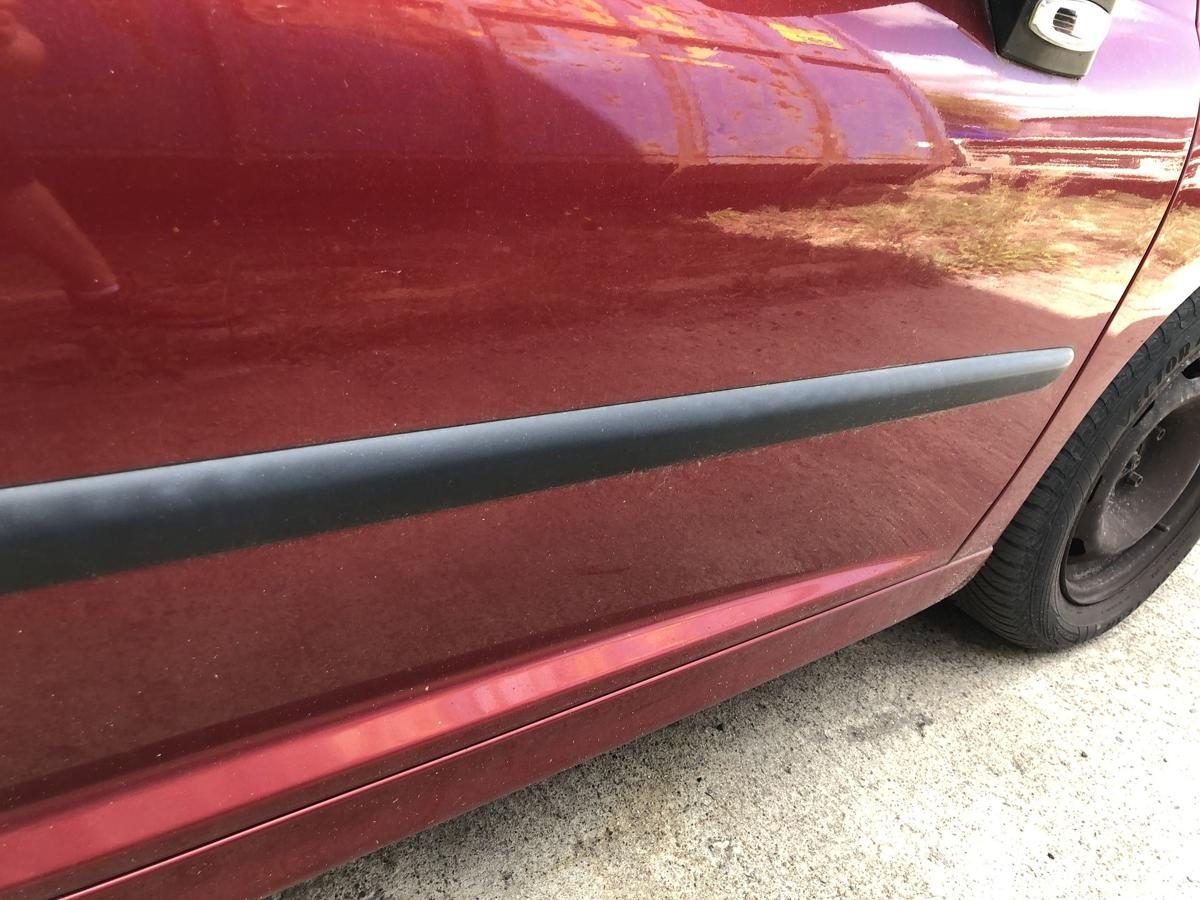 Peugeot 207 WA WC T&uuml;r vorn rechts Beifahrert&uuml;r 3trg Roh KJC Rouge Erythree