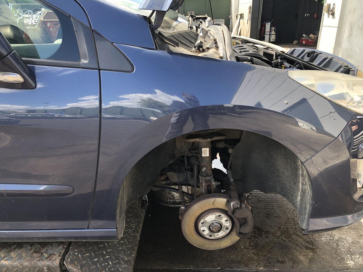 Peugeot 308sw original Kotflügel rechts Seitenteil KHH Taurangablau Bj 2008