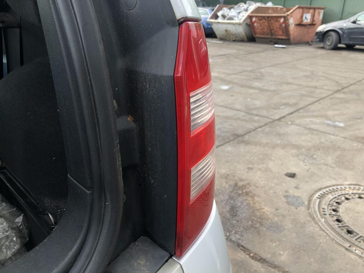 Audi A2 original Rückleuchte rechts Heck/Schluss/Licht Bj 2001