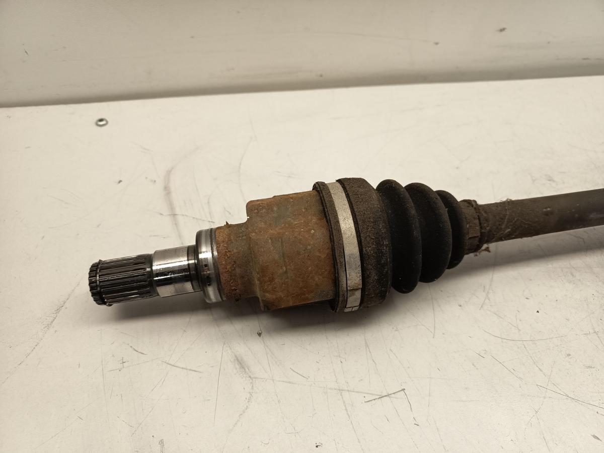 Peugeot 206+ original Antriebswelle links 1.1l 44kW Benzin HFX Baujahr 2009