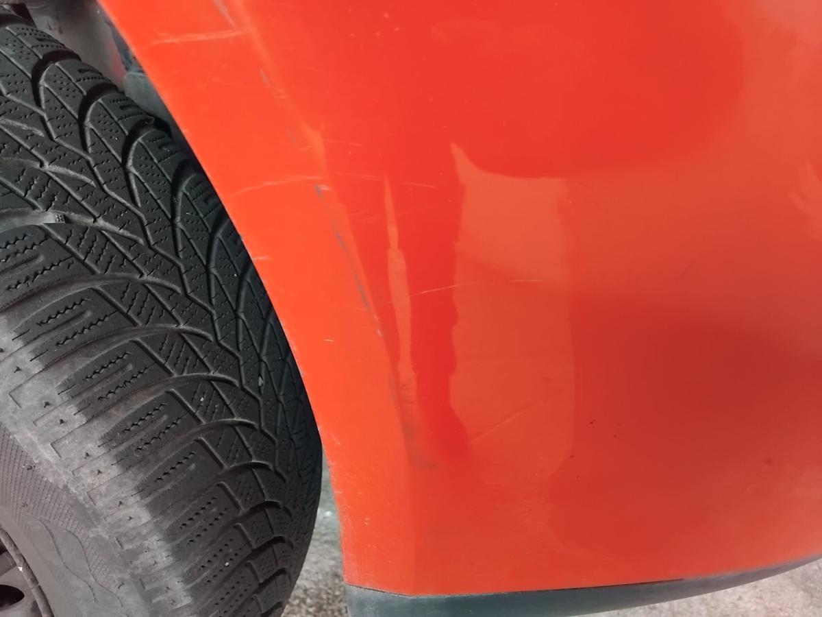 VW Golf 5 1K orig.Stossf&auml;nger Sto&szlig;stange vorn Flie&szlig;heck BJ2004 tornadorot LY3D