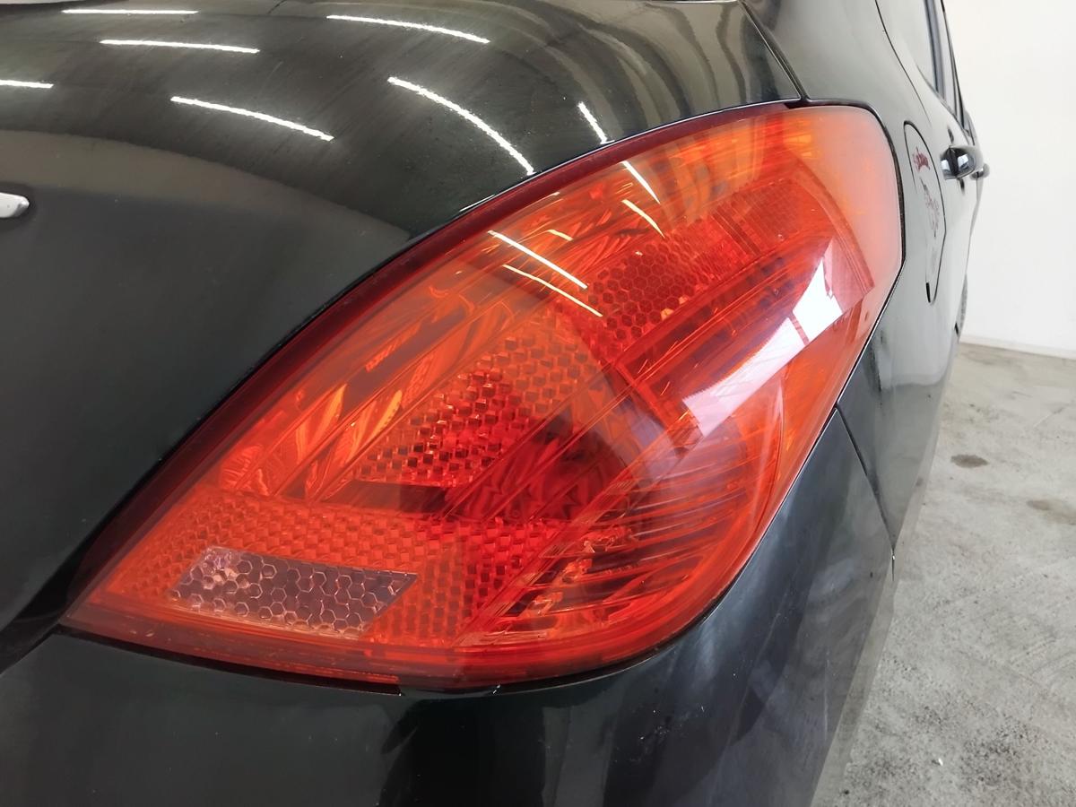 Peugeot 308 I original R&uuml;ckleuchte Schlussleuchte rechts Flie&szlig;heck BJ2011