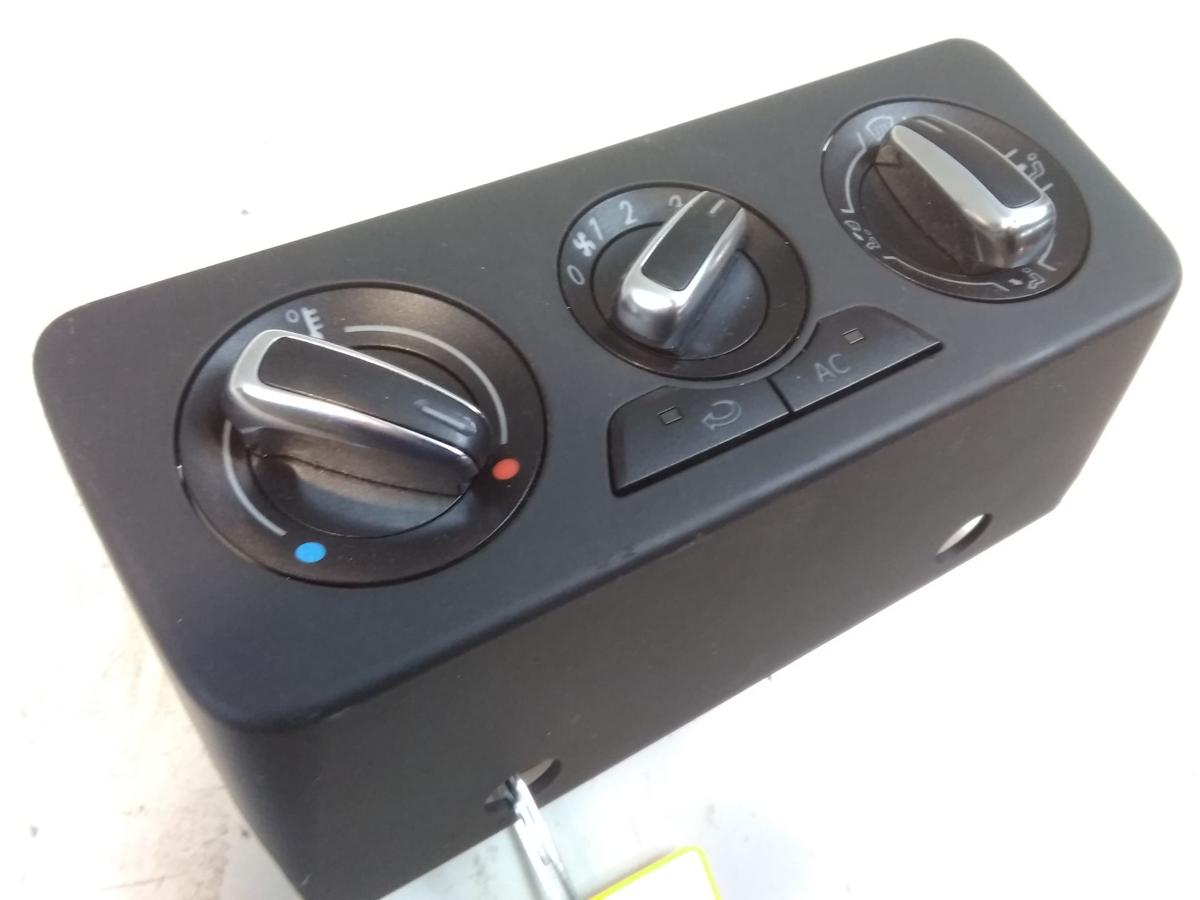 Audi A1 8X original Heizungsregulierung Klimabedienteil BJ2010 8X0820045A