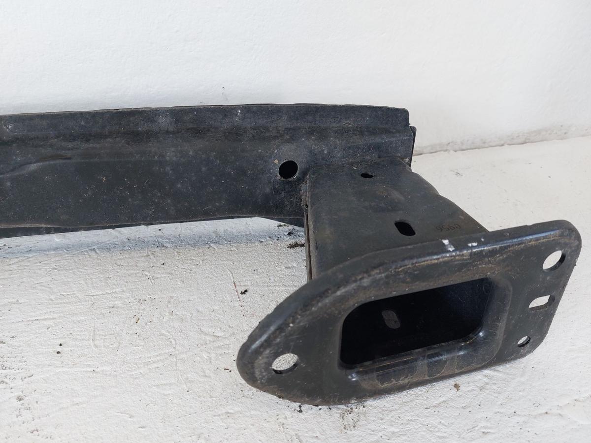 Ford Focus DYB CEW Turnier Tr&auml;ger Sto&szlig;f&auml;nger hinten Pralltr&auml;ger Sto&szlig;f&auml;ngertr&auml;ger