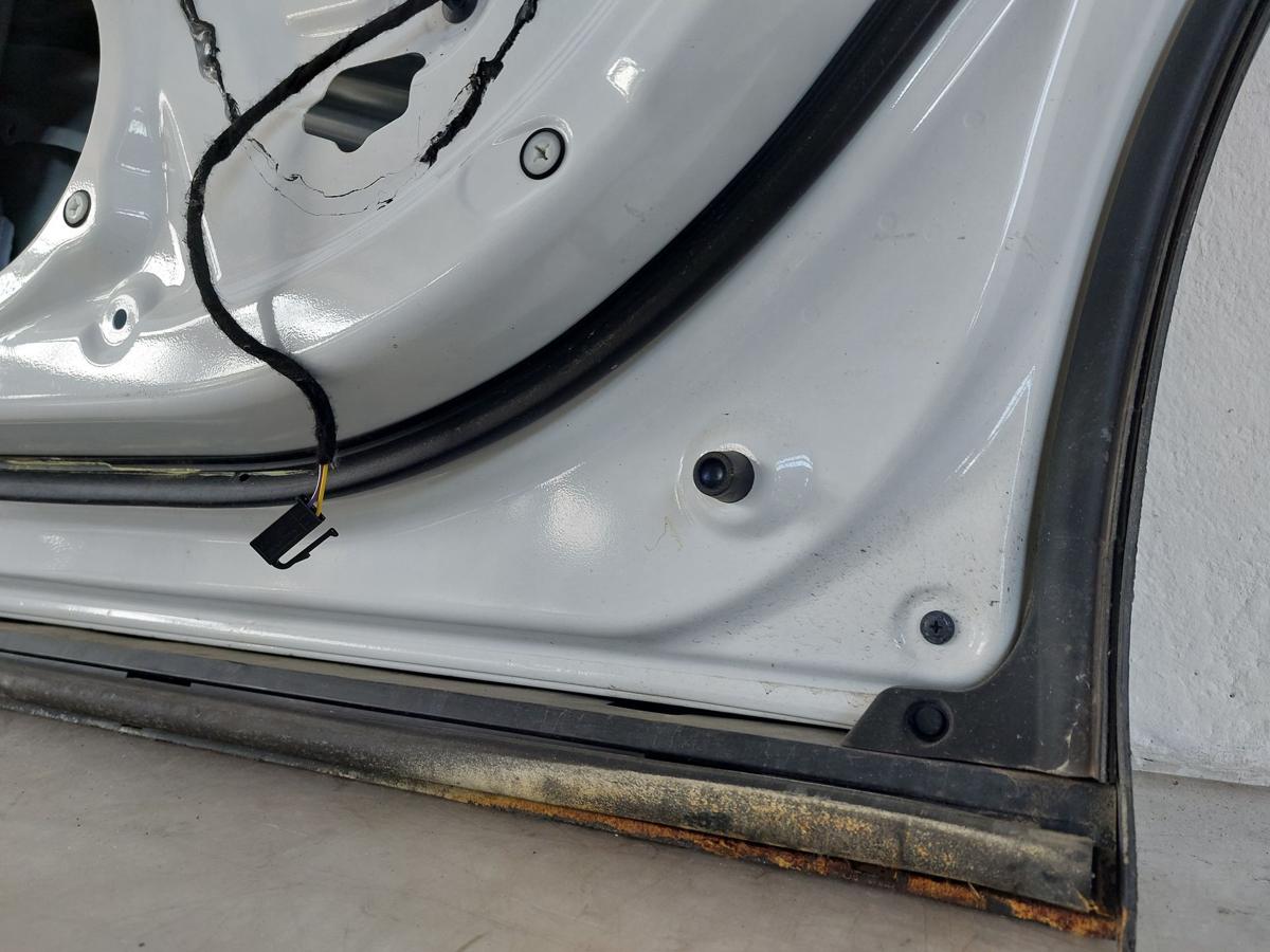 Omoda 5 EV Elektro T&uuml;r hinten rechts Fondt&uuml;r im Rohbau Originalteil weiss