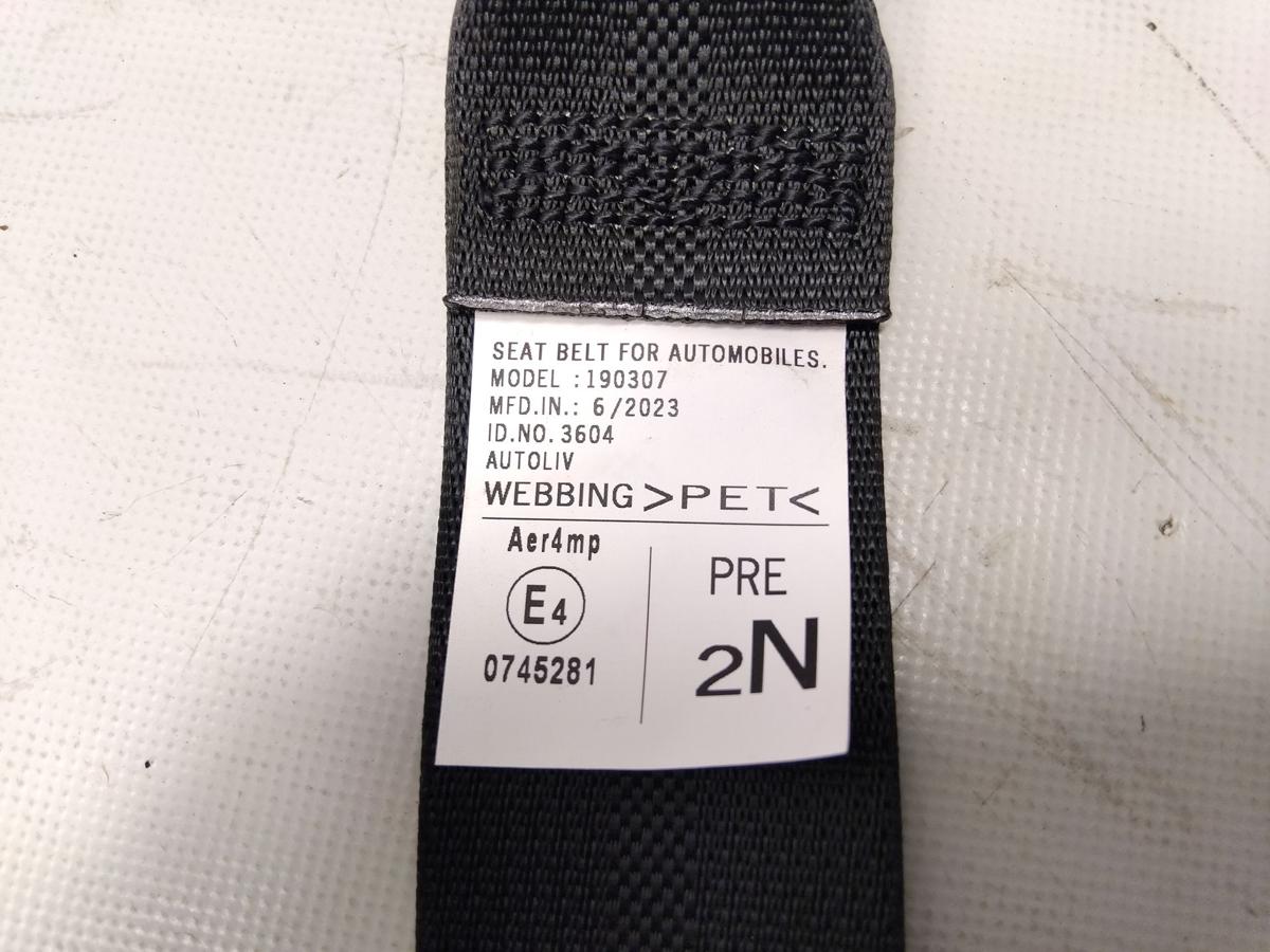 Mitsubishi Eclipse Cross Sicherheitsgurt hinten rechts unfallfrei Bj.2024
