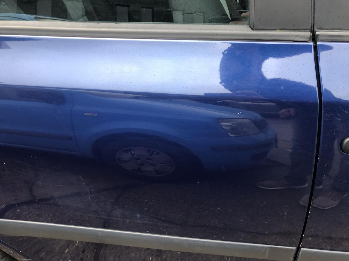 Skoda Fabia 2 Typ 5J T&uuml;r hinten rechts Fondt&uuml;r im Rohbau LF5Q Storm Blau 06-14