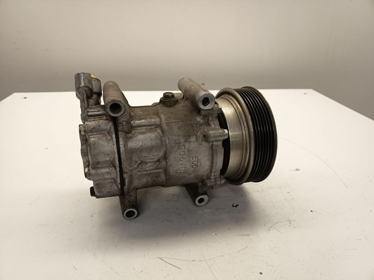 Renault Clio III orig Klimakompressor (1,1l 55KW) 8200819568 Bj2009