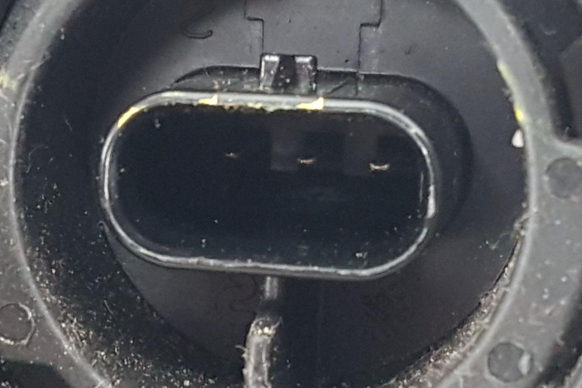 Tesla Model 3 Nebelscheinwerfer links Bj2019 1077395-00-C